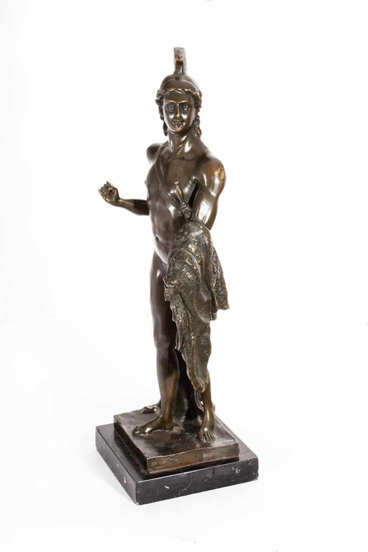 "Jasón con el vellocino de oro". Escultura en bronce sobre peana de mármol del siglo XX. "Jasón con