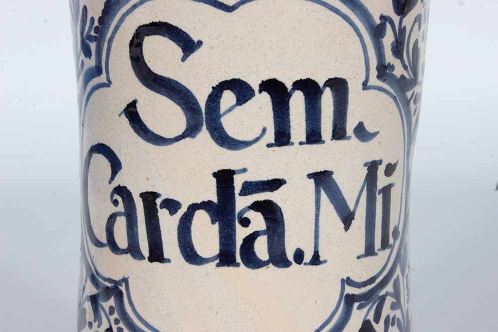 Albarelo en cerámica catalana de influencia francesa del siglo XVIII.Albarelo en cerámica cat - Image 2 of 2