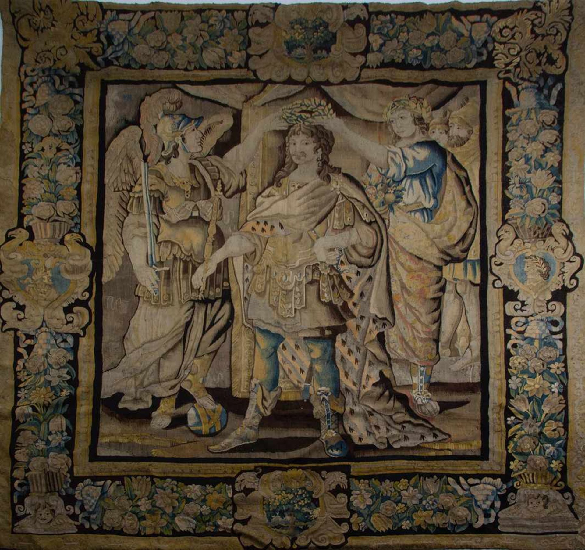 "Coronación del Rey Luis XIV". Tapiz de la manufactura de los Gobelinos en lana."Coronación d