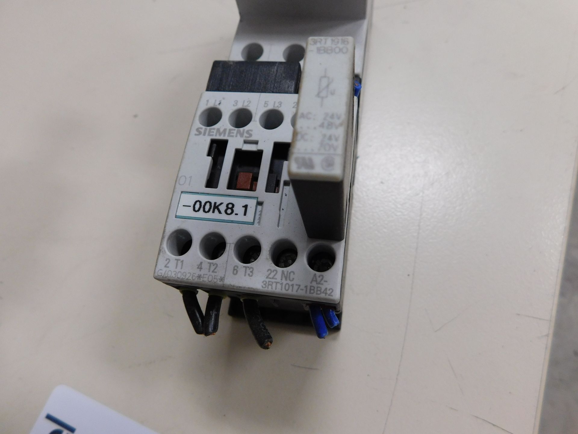 SIEMENS CIRCUIT BREAKER 3RV1021-1GA10 - Image 5 of 8