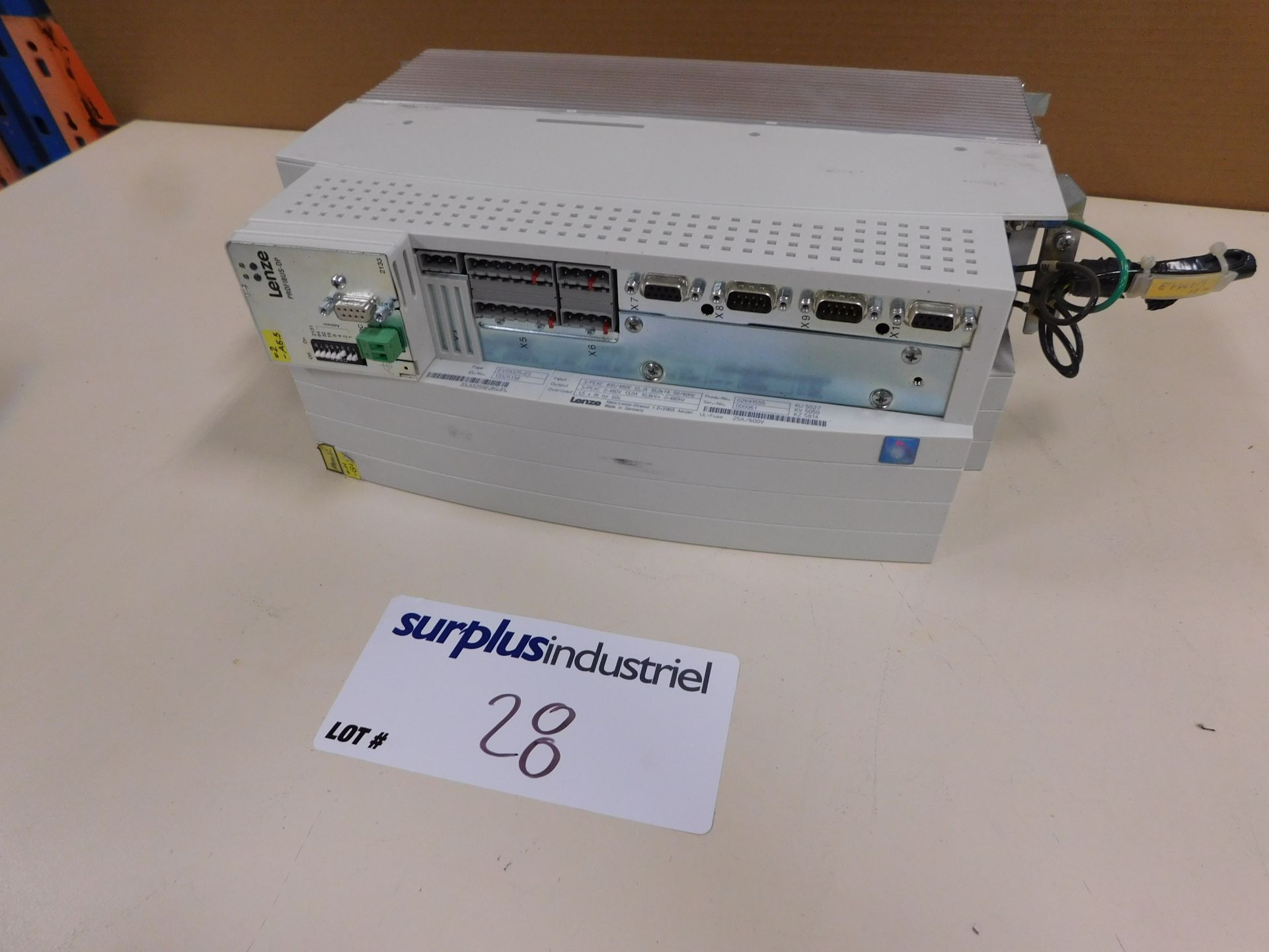 LENZE EVS9325-ES SERVO-INVERTER