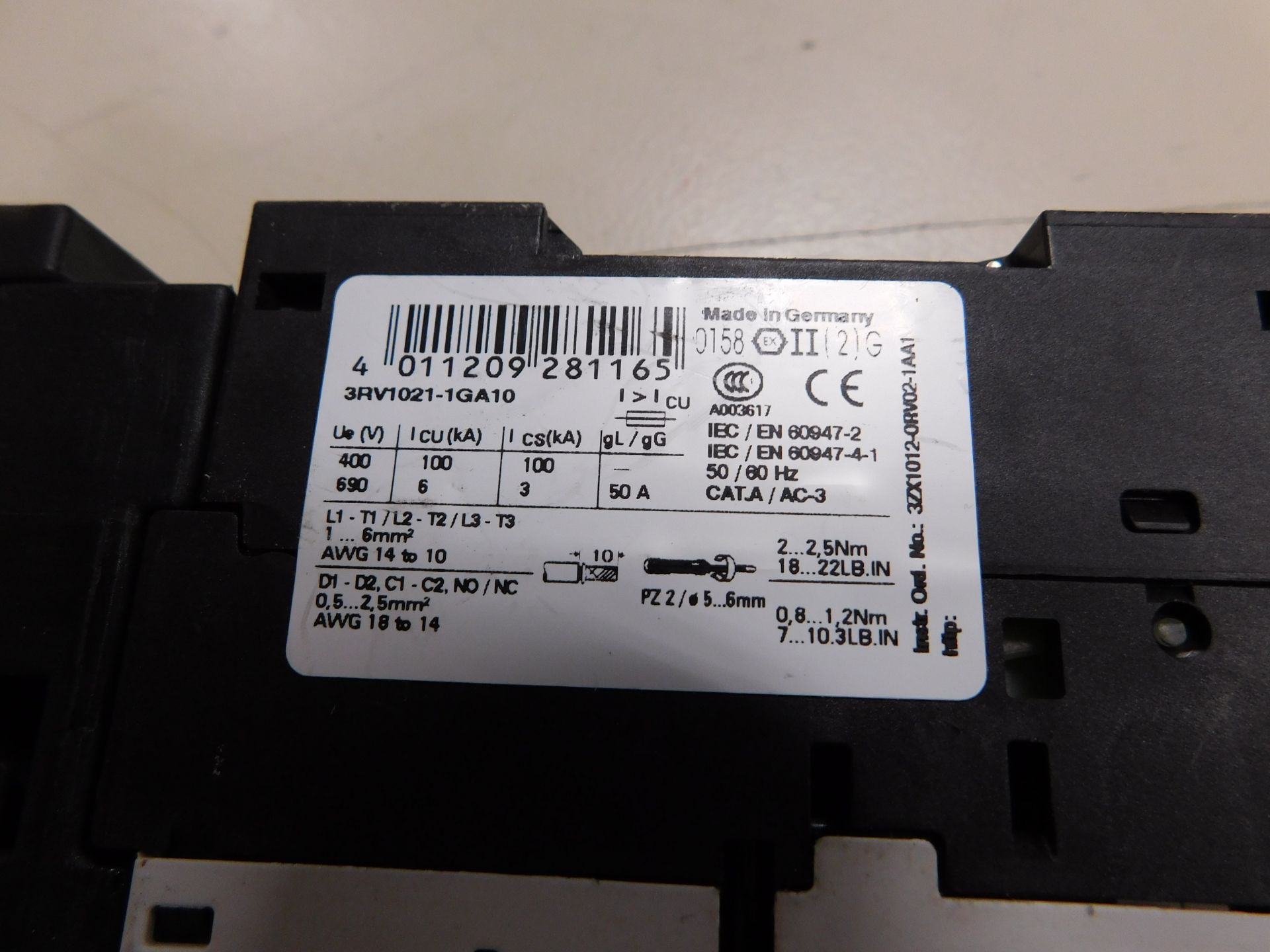 SIEMENS CIRCUIT BREAKER 3RV1021-1GA10 - Image 6 of 7