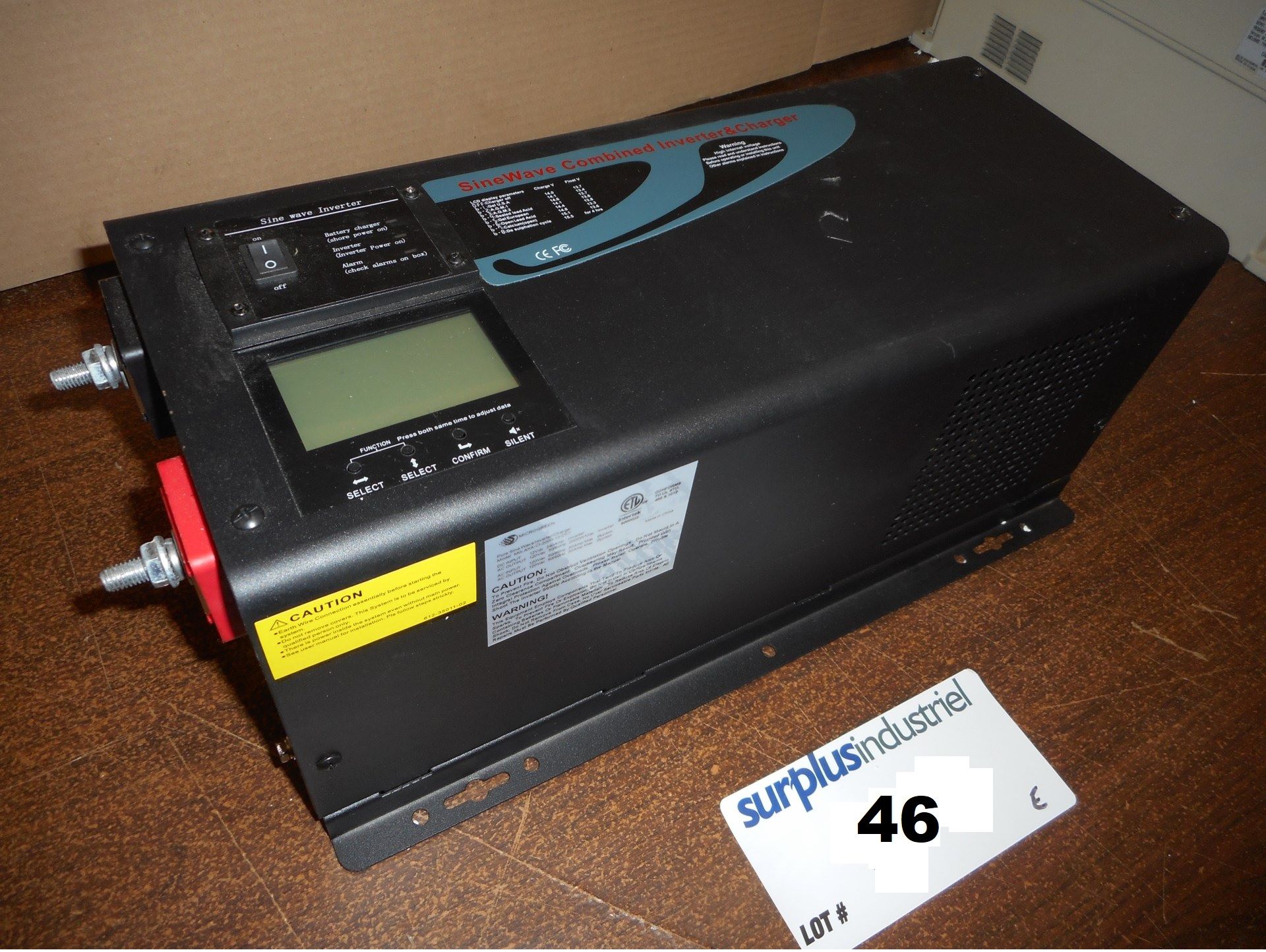 SINEWAVE COMBINEDINVERTER AND CHARGER MODEL: LW2000-E-12-C