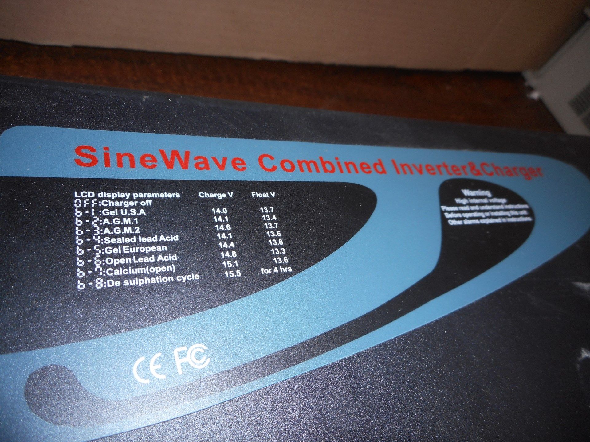 SINEWAVE COMBINEDINVERTER AND CHARGER MODEL: LW2000-E-12-C - Image 2 of 4