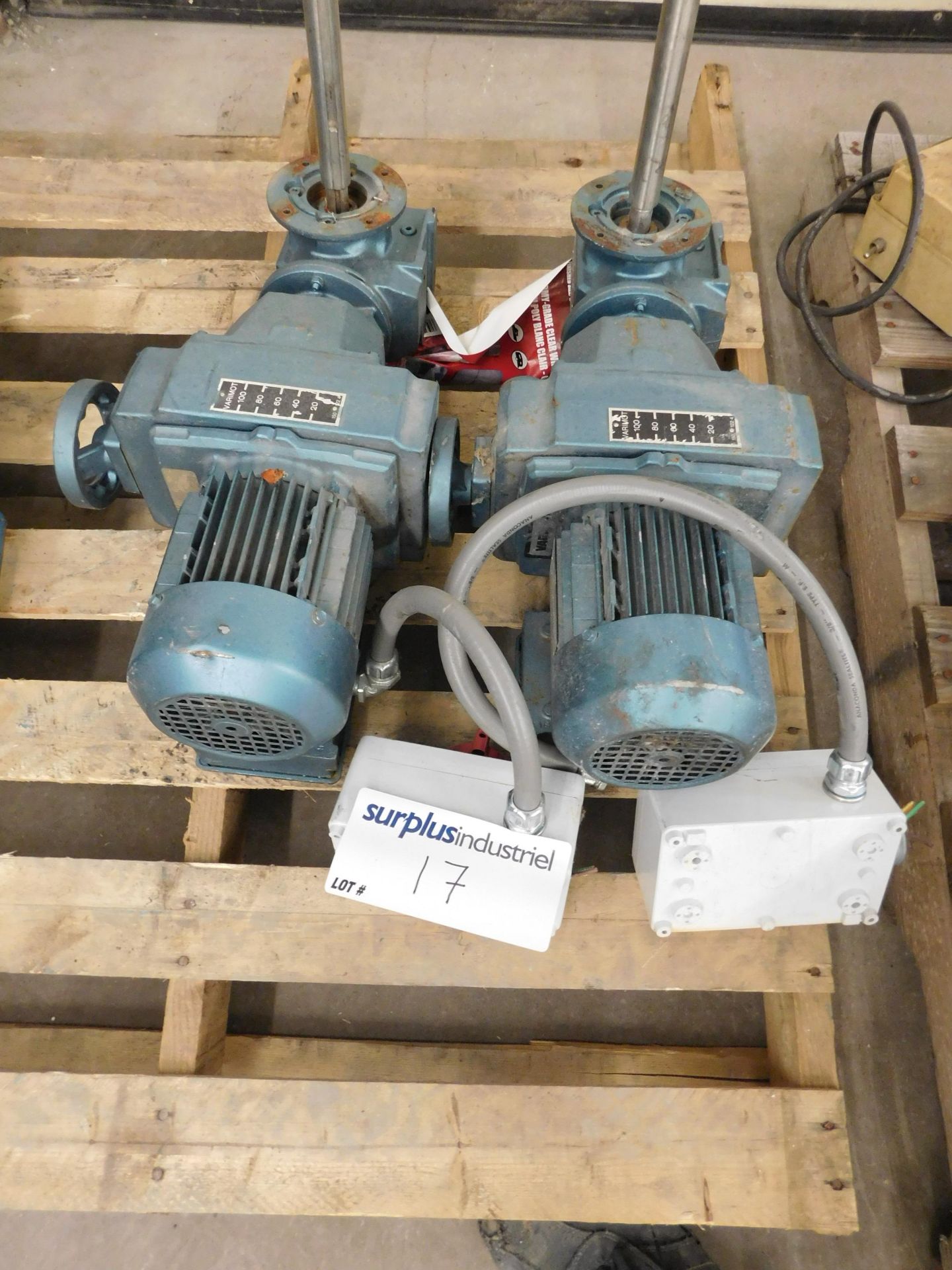 Lot of 2 Motor Gearbox