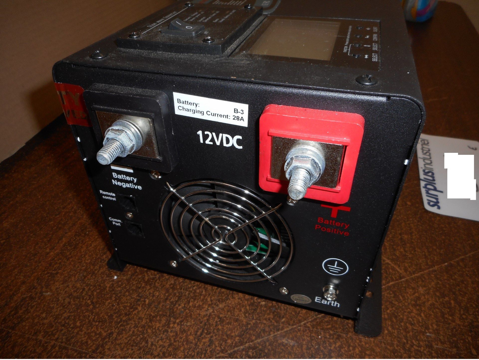 SINEWAVE COMBINEDINVERTER AND CHARGER MODEL: LW2000-E-12-C - Image 3 of 4