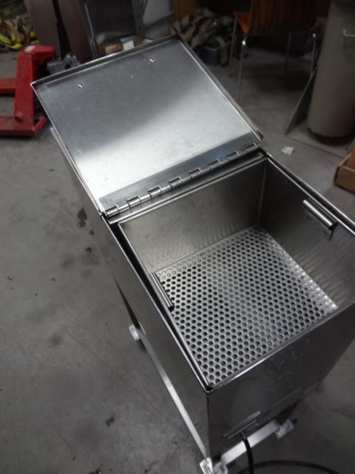 Stainless steel dryer 120 Volt - Image 4 of 4