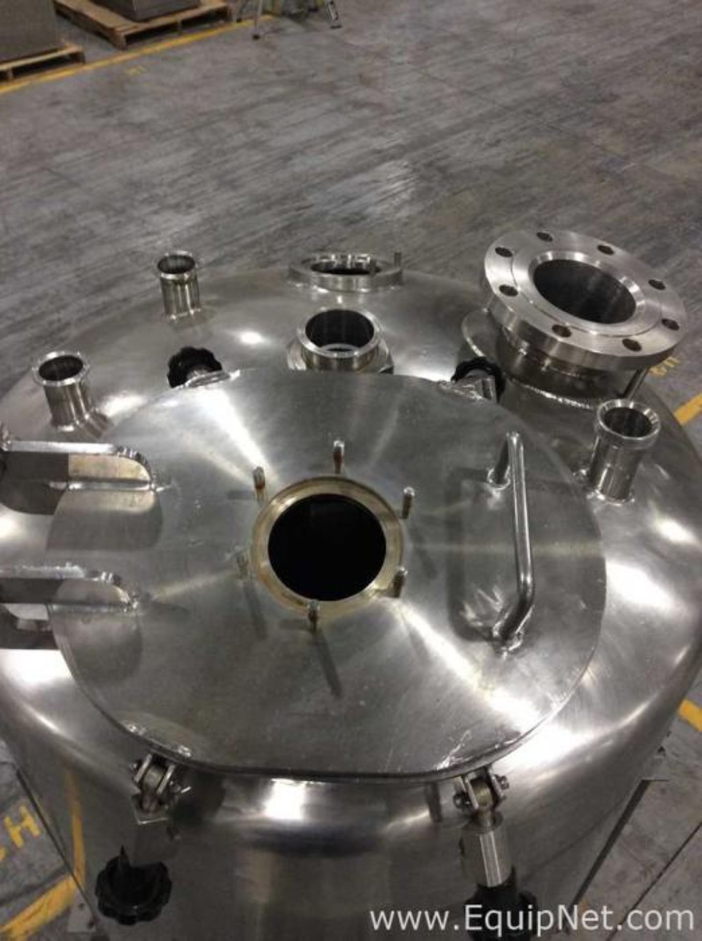 140 gal stainless steel tank - Image 2 of 4