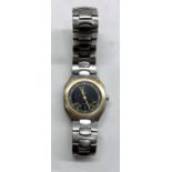 Omega Seamaster Polaris Quartz Men's Watch 32mm Multifunction Movement the watch does not seem to w
