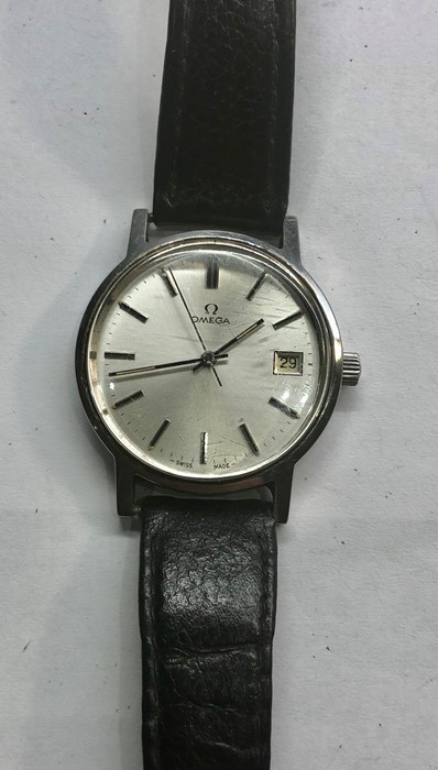 Vintage gent Omega wrist watch is in good condition and working but no warranty is given - Image 2 of 4