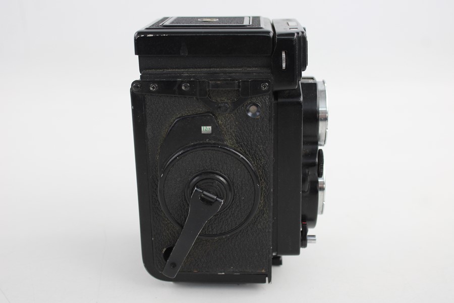 Yashica Mat 124 G Twin Lens Reflex FILM CAMERA w/ 80mm F/2.8 Lens & Case - Image 3 of 10