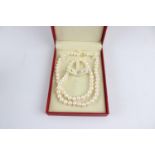 Quality blush pearl necklace and earring set in 18ct gold