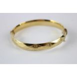 Vintage rolled gold bangle w/ floral engraving