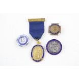 4 x Vintage nursing hospital badges inc Cardiff, Infirmary Etc