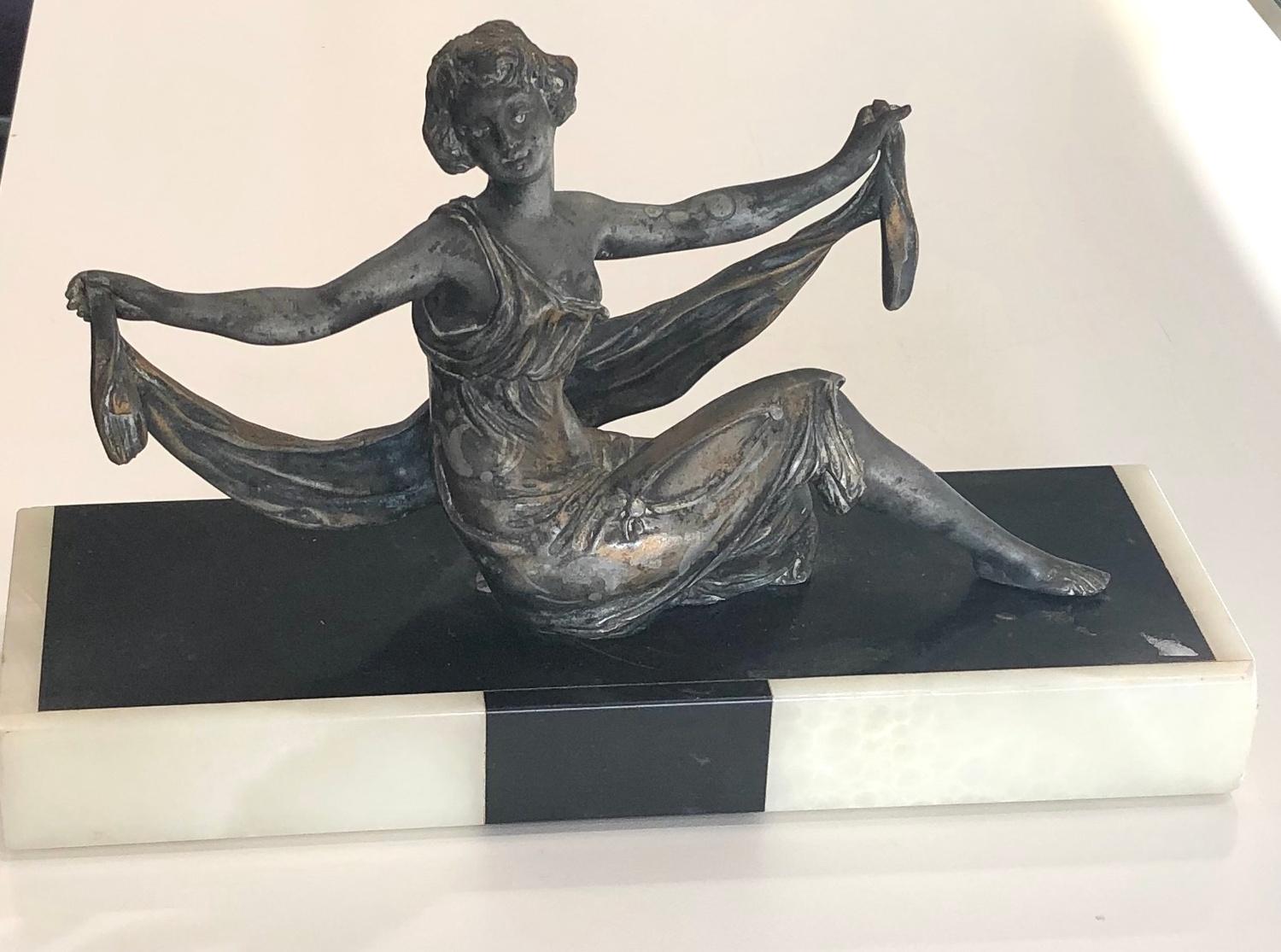 Art deco spelter lady figure on marble base - Image 2 of 4
