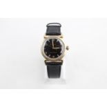 Vintage Gents Bulova Gold Tone wristwatch automatic w/ fancy lugs, circular case, gloss black