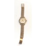 9ct gold gents Rotary wristwatch and 9ct gold strap