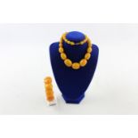 Collection of Vintage & Retro BAKELITE jewellery PLEASE SEE ALL PHOTOS All in worn, true vintage