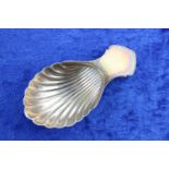 Vintage hallmarked silver caddy spoon in clam shell form