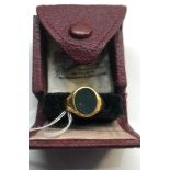 18ct gold hardstone dress ring