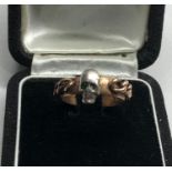 Vintage gold skull ring hallmarked H&R Marsh Bath 9.375 weight 4.5g