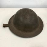 WW2 Military helmet, in good condition, please see images for details