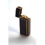 Les Must de Cartier 18k gold plated red enamel Cartier pocket lighter 81676k good condition