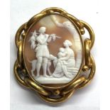 Large Victorian cameo brooch carved shell scenic cameo set in yellow metal frame measures approx