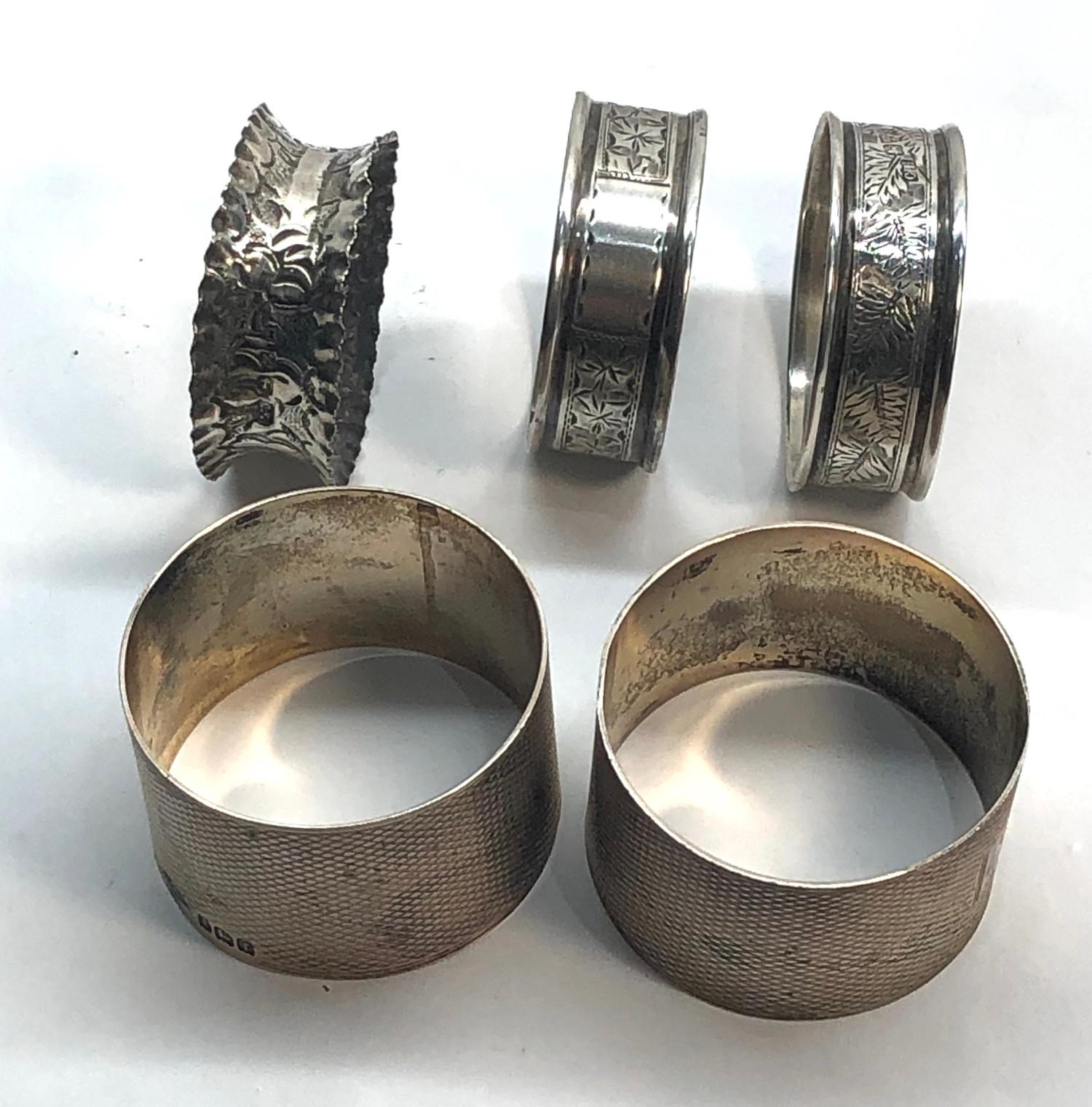 5 antique silver napkin rings all fully hallmarked two by charles horner - Image 2 of 6