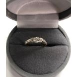 18ct gold diamond ring weight 2.1g