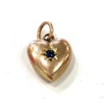 9ct heart pendant measures approximately 1cm, total approximate weight 0.6g J B B and Co.