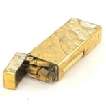 Vintage Dunhill cigarette lighter, in good untested condition as shown in images.