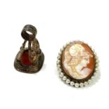 Pendant seal with some damage to seal, please see image, small cameo brooch.