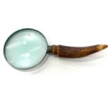 Horn handle magnifying glass