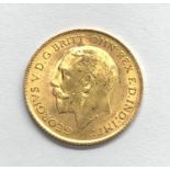 high grade 1915 half sovereign