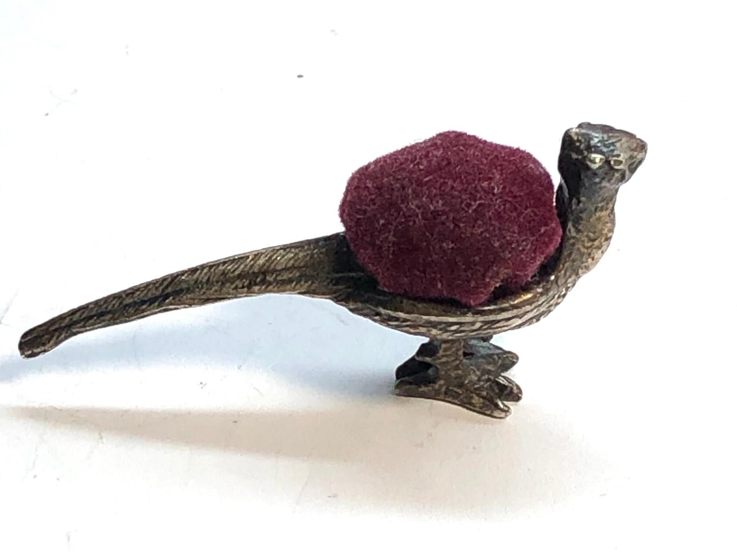 Miniature silver pheasant pin cushion hallmarked 925 measures approx 47mm wide height 22mm, as shown - Image 3 of 6