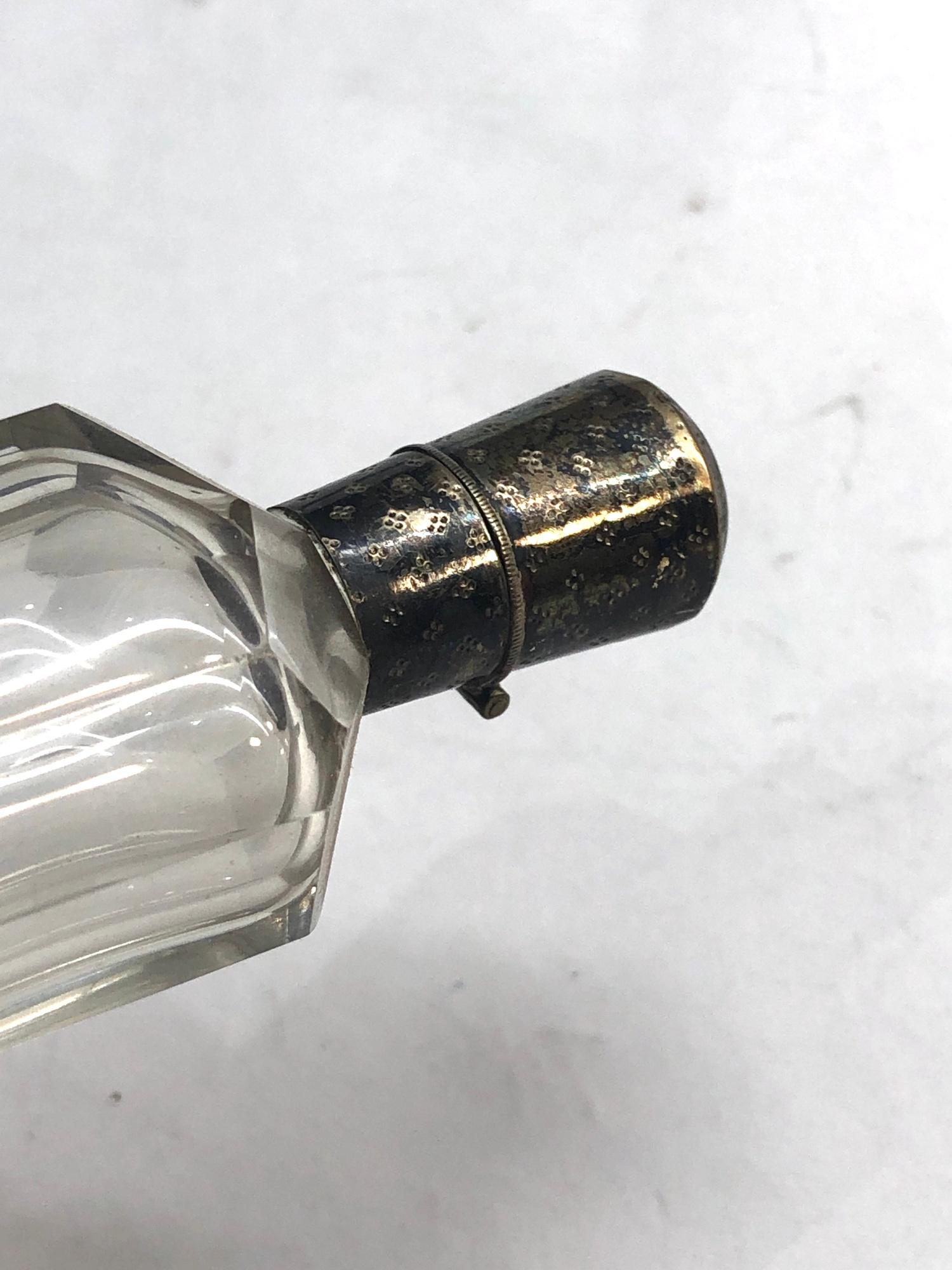 antique silver niello top perfume bottle in uncleaned condition measures approx 8.5 cm dutch sword - Image 2 of 5