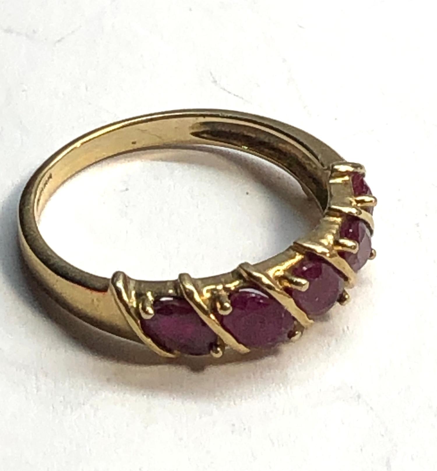 9ct Gold stone set dress ring weight 2.5, as shown condition - Image 4 of 5