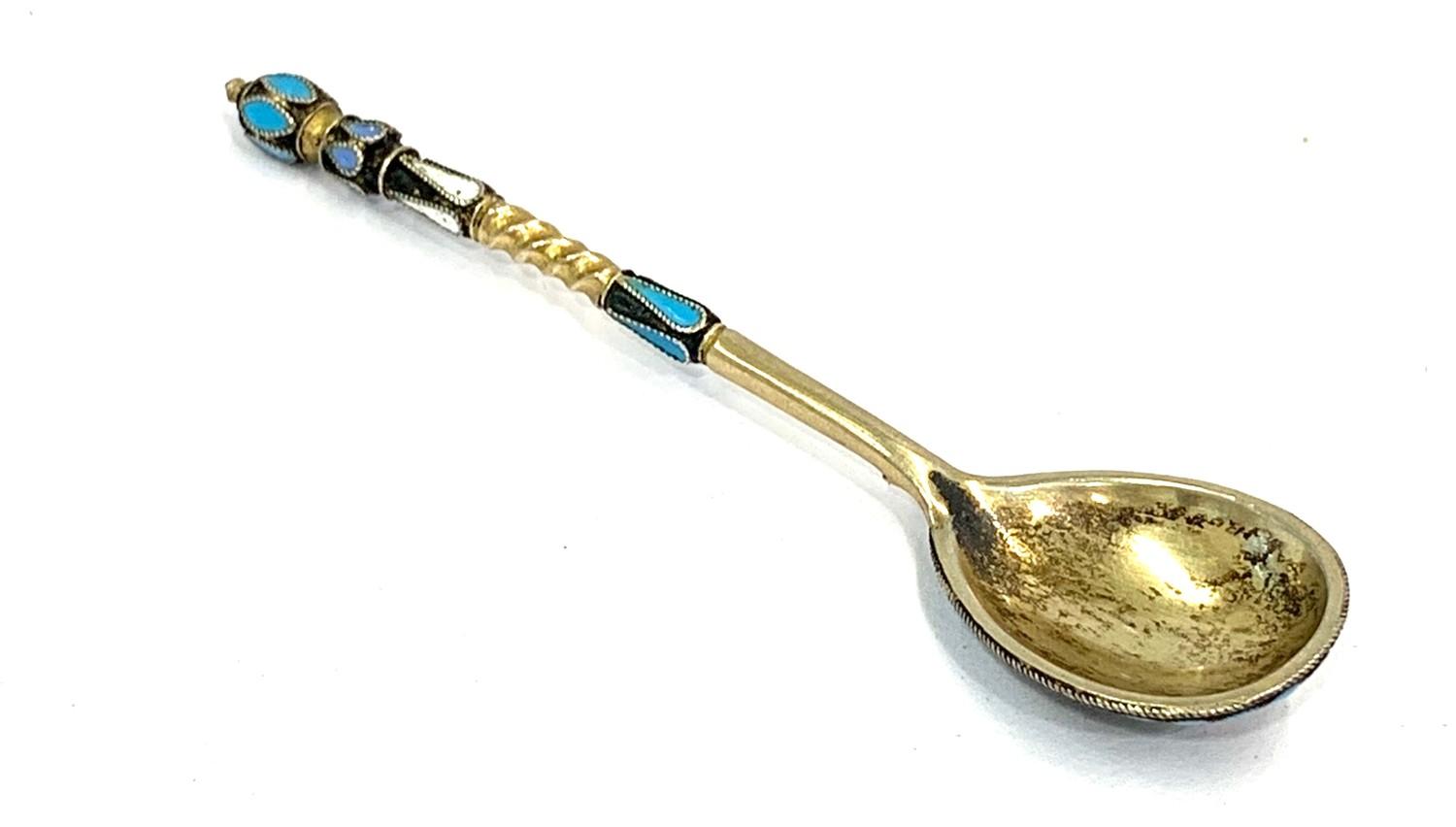 Antique Russian silver and enamel salt spoon Russian silver hallmarks measures approx 7.7cm long - Image 2 of 3