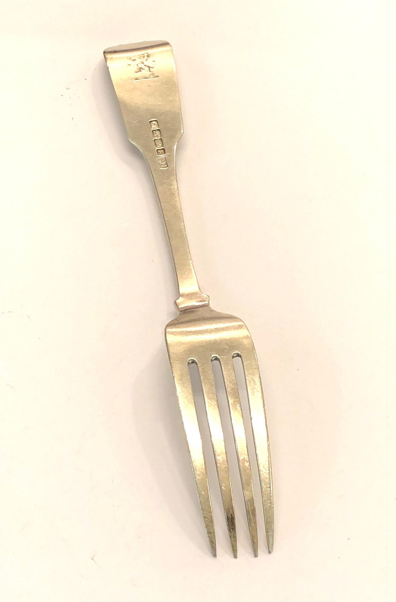 Antique Georgian Irish silver table fork weight 66g - Image 2 of 3