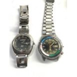2 Vintage gents wristwatches Citizen and Orient non working parts spares or repair