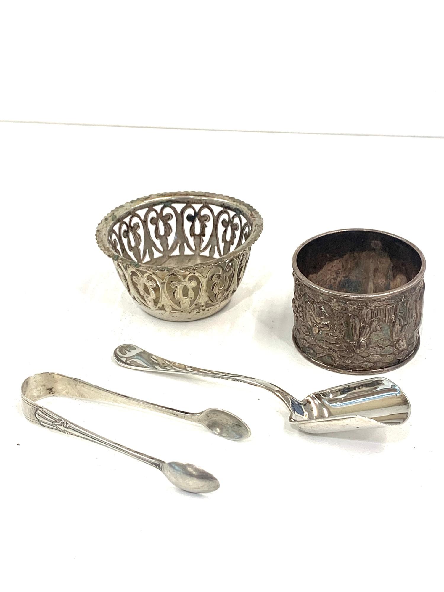 Selection of silver items includes napkin ring, sugar tongs etc approximate weight 94.1g - Image 2 of 2