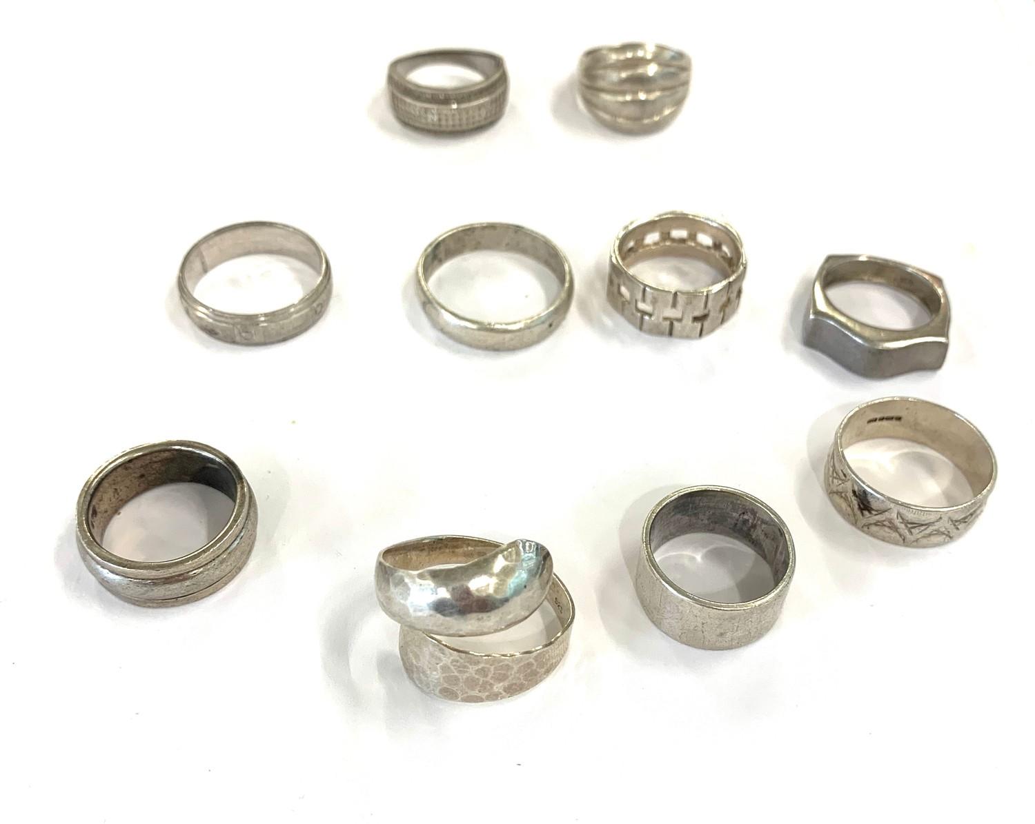 Selection of 10 vintage silver rings