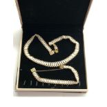 Fine 14ct gold and pearl necklace and bracelet hallmarked 14k set with fresh water pearls that