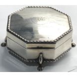 Sterling silver jewellery box Birmingham 1919 gross weight 252g measures approx 9.5cm wide
