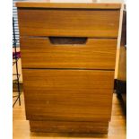 1 Door 1 draw uniflex cabinet