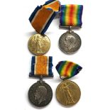 2 pairs of ww1 medals