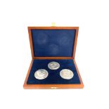 Vintage hallmarked continental silver medallions in box each hallmarked AG.999 total weight of