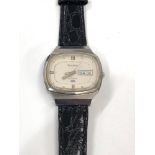 Vintage Bulova quartz gents wristwatch t/v dial watch is ticking but no warranty given