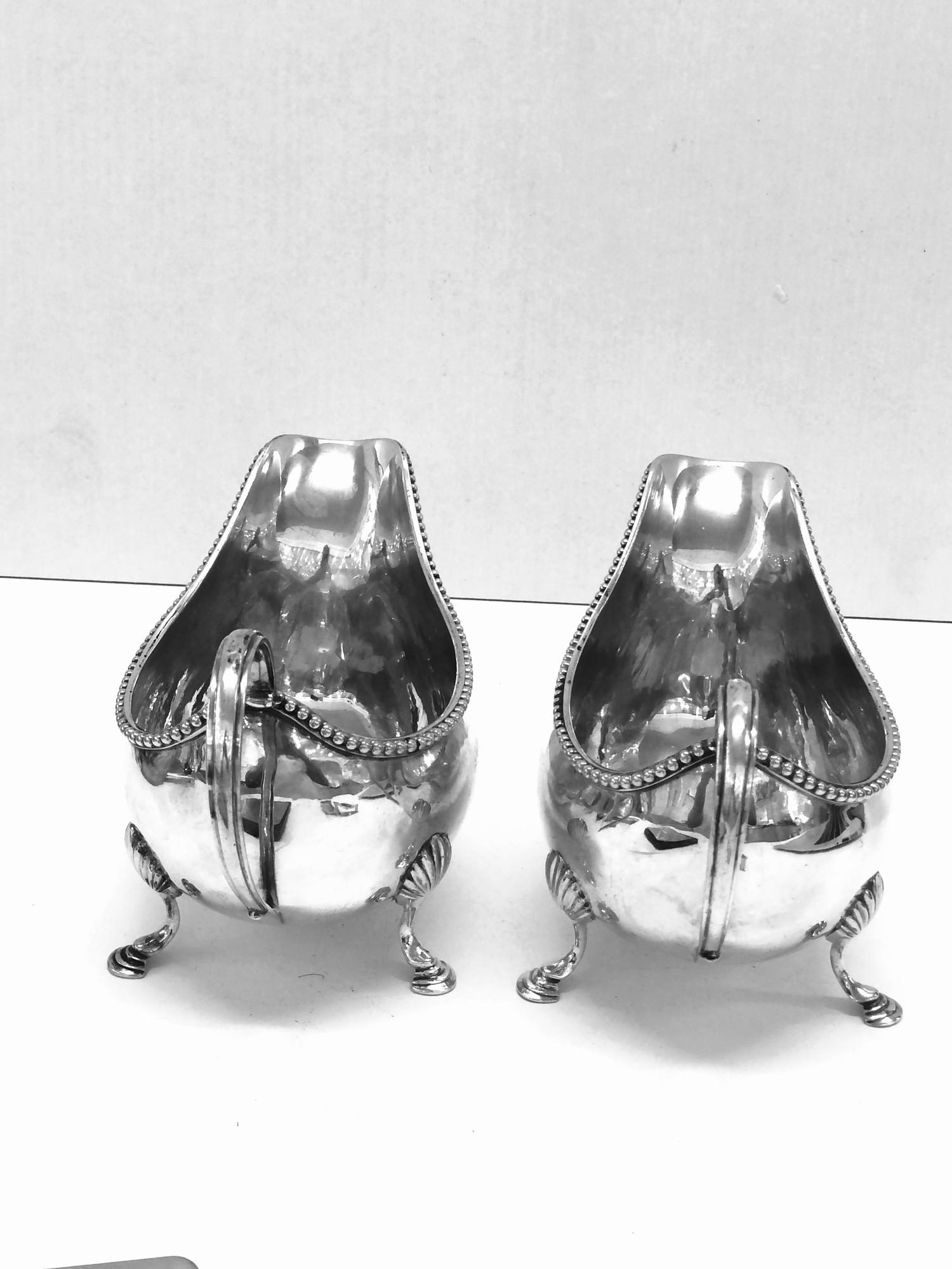 Pair of antique Georgian silver sauce boats london silver hallmarks date letter d weight 405g - Image 2 of 4